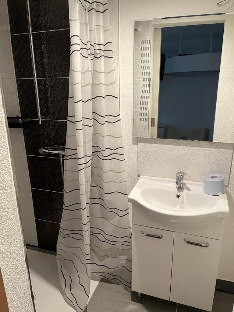Ferienwohnung Elvira Bad Wildungen Esterno foto